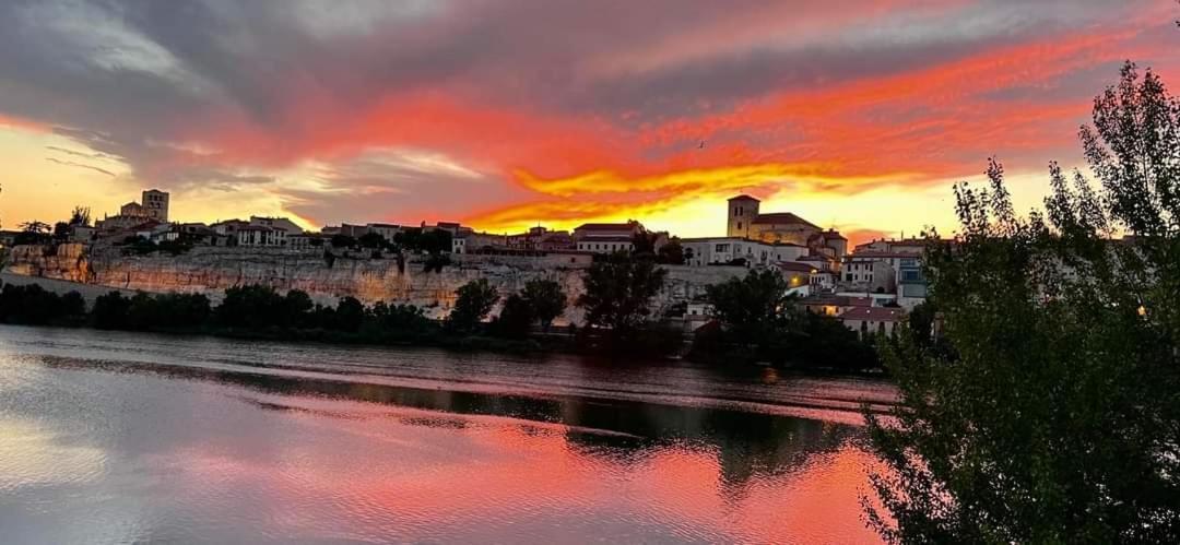 Апартаменты A Los Ojos Del Rio Duero Самора Экстерьер фото